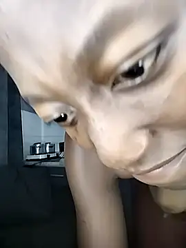 Melanin2002 online show from 04/13/26, 09:57