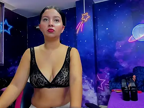 Snapshot of Thalia_Cortea chatting on 10/10/25, 02:51 Thalia Cortea online show from 10/10/25, 02:51
