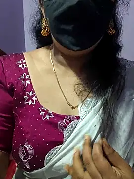 luci-queen online show from 09/26/25, 06:09