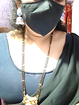 luci-queen online show from 10/05/25, 03:03