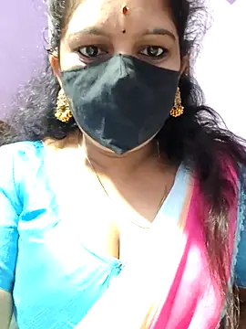 luci-queen online show from 09/20/25, 02:55