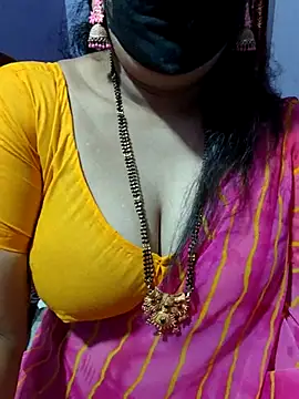 luci-queen online show from 10/17/25, 05:00