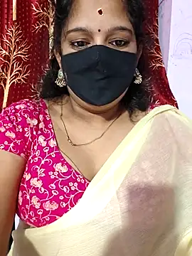 luci-queen online show from 09/26/25, 06:48