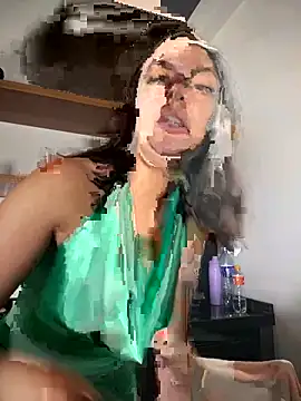 gaucha5 online show from 12/15/25, 03:51