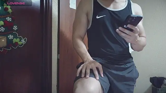 cris2428 online show from 11/15/25, 02:15