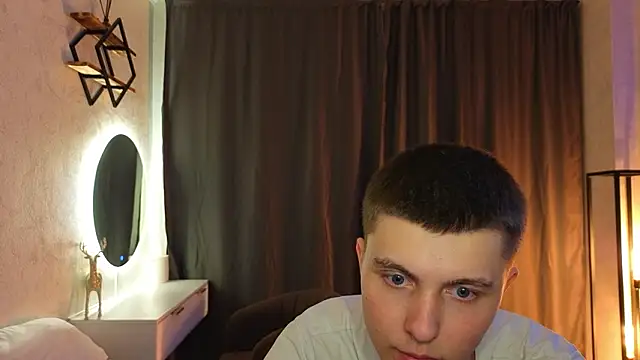 Snapshot of Denisx444 chatting on 02/12/26, 11:32 Denisx444 online show from 02/12/26, 11:32