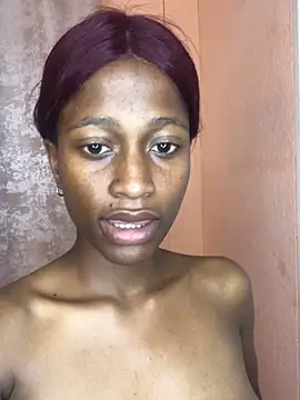 Snapshot of Caramel200410 chatting on 09/14/25, 12:00 Caramel200410 online show from 09/14/25, 12:00