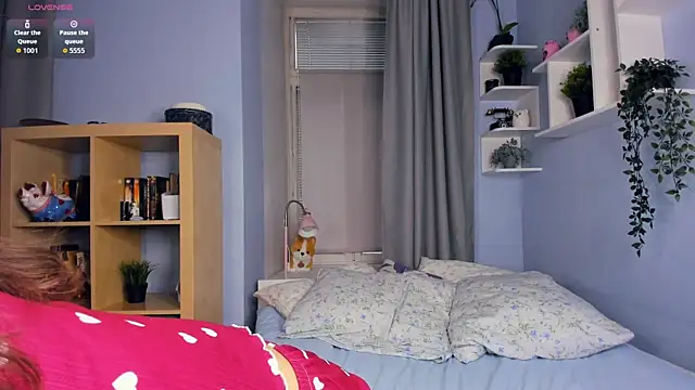 Snapshot of AntonettaTarring chatting on 10/21/25, 06:57 AntonettaTarring online show from 10/21/25, 06:57