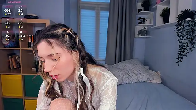 Snapshot of AntonettaTarring chatting on 11/24/25, 07:52 AntonettaTarring online show from 11/24/25, 07:52