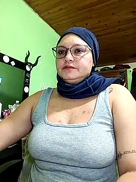 Snapshot of zulaija_masih chatting on 09/23/25, 01:23 zulaija masih online show from 09/23/25, 01:23
