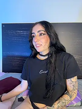 sharlot24 online show from 03/28/26, 03:07