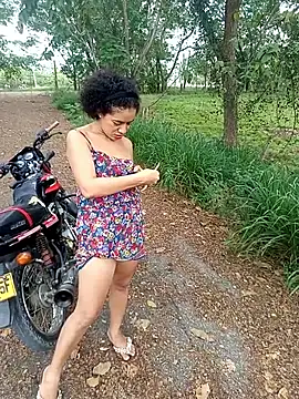 charlotte dante212 online show from 01/05/26, 05:27