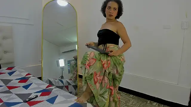 charlotte dante212 online show from 03/19/26, 05:07