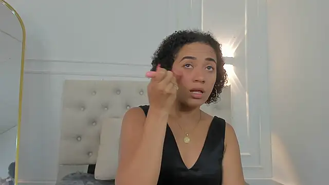 charlotte dante212 online show from 04/01/26, 03:30