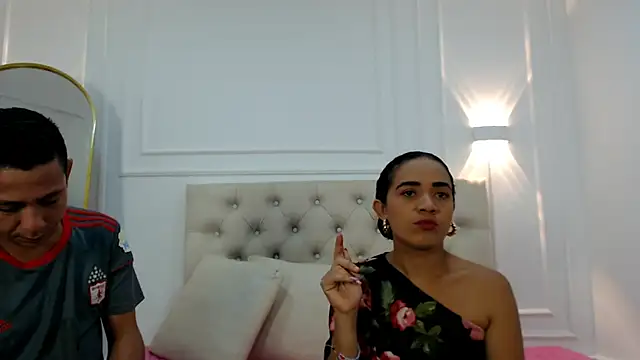 charlotte dante212 online show from 11/03/25, 03:23