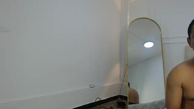 charlotte dante212 online show from 12/15/25, 04:18