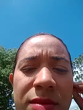 charlotte dante212 online show from 11/17/25, 04:44