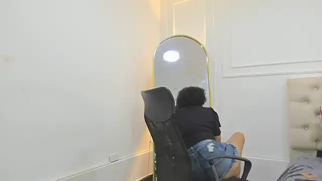 charlotte dante212 online show from 01/15/26, 04:16