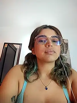 Lyra-Richter online show from 10/13/25, 09:38