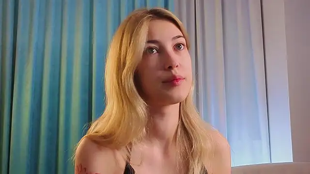 Snapshot of AngelicRice chatting on 11/30/25, 11:11 AngelicRice online show from 11/30/25, 11:11