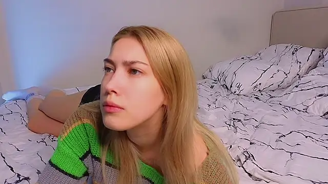 Snapshot of AngelicRice chatting on 11/13/25, 12:31 AngelicRice online show from 11/13/25, 12:31