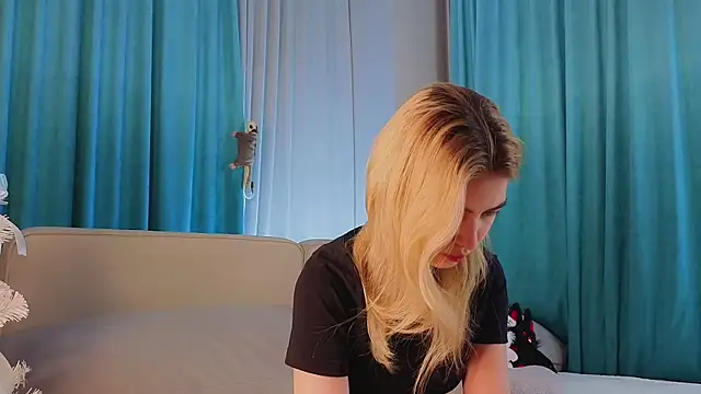 AngelicRice online show from 12/21/25, 11:12