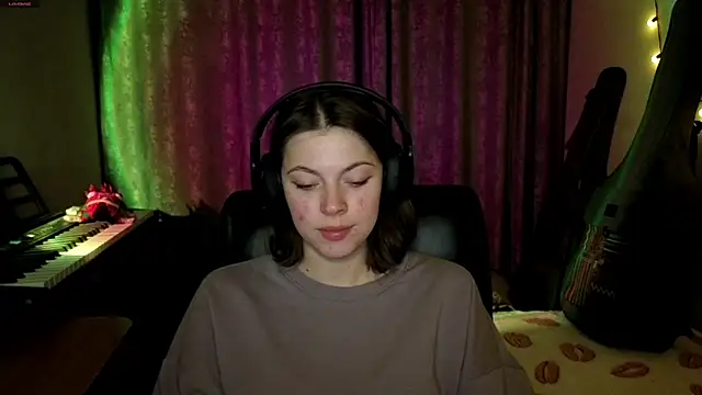 CutieAnny online show from 04/09/26, 08:15