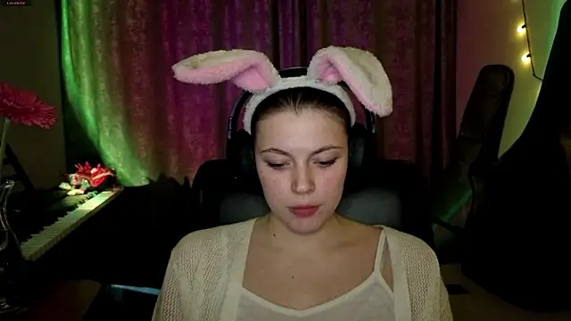 CutieAnny online show from 03/24/26, 07:25