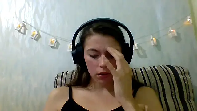 CutieAnny online show from 09/09/25, 04:55