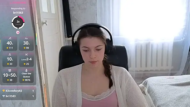 CutieAnny online show from 12/05/25, 06:12