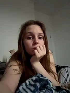 HoneyLace  online show from 12/03/25, 11:09