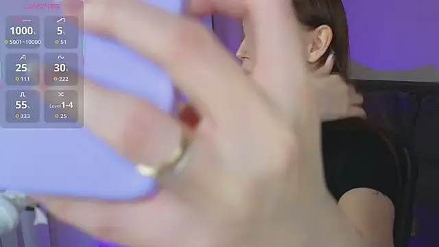 HoneyLace  online show from 01/17/26, 01:37