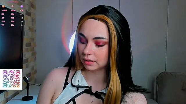 EvaBlimey online show from 09/21/25, 05:12