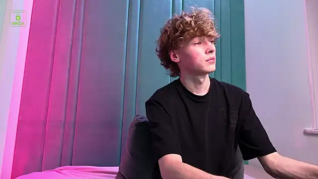 Snapshot of Kevin_Garsia chatting on 09/19/25, 08:46 Kevin Garsia online show from 09/19/25, 08:46