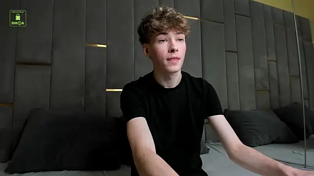 Snapshot of Kevin_Garsia chatting on 09/26/25, 08:38 Kevin Garsia online show from 09/26/25, 08:38