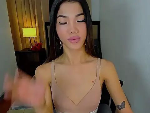 Snapshot of CassieSommereux chatting on 06/09/26, 09:38 CassieSommereux online show from 06/09/26, 09:38