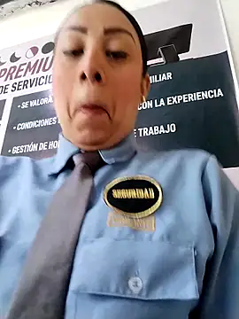 Snapshot of CRISTAL__11 chatting on 10/17/25, 01:46 CRISTAL 11 online show from 10/17/25, 01:46