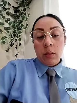 Snapshot of CRISTAL__11 chatting on 09/20/25, 01:49 CRISTAL 11 online show from 09/20/25, 01:49