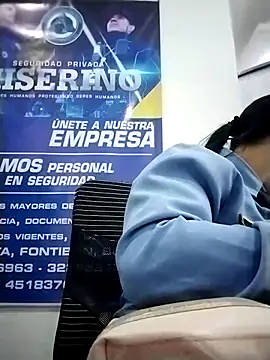 Snapshot of CRISTAL__11 chatting on 12/18/25, 12:53 CRISTAL 11 online show from 12/18/25, 12:53