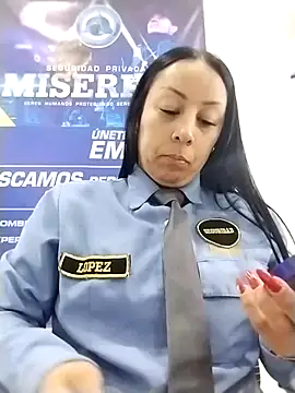 Snapshot of CRISTAL__11 chatting on 12/15/25, 12:33 CRISTAL 11 online show from 12/15/25, 12:33