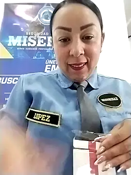 Snapshot of CRISTAL__11 chatting on 11/20/25, 02:07 CRISTAL 11 online show from 11/20/25, 02:07