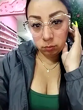 Snapshot of CRISTAL__11 chatting on 09/09/25, 01:20 CRISTAL 11 online show from 09/09/25, 01:20