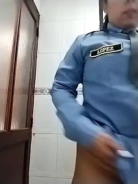 Snapshot of CRISTAL__11 chatting on 10/20/25, 01:55 CRISTAL 11 online show from 10/20/25, 01:55