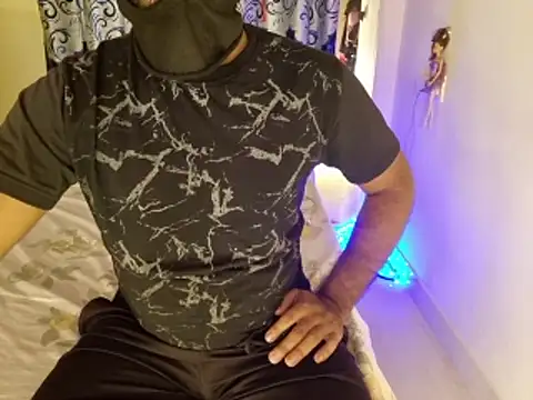 hot spicey online show from 05/20/26, 06:27