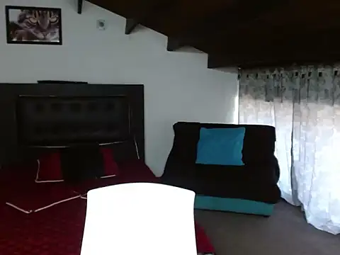 Skylovershot online show from 11/08/25, 01:47