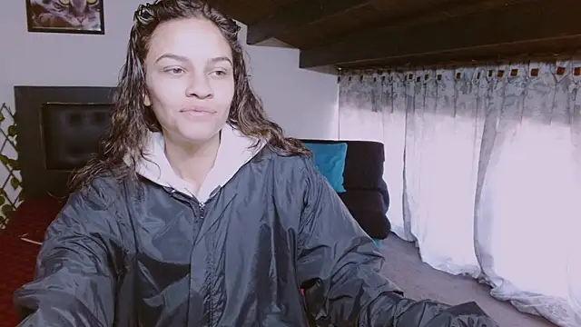 Skylovershot online show from 11/07/25, 01:15