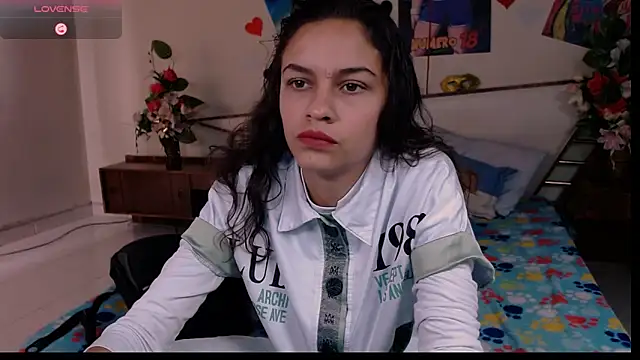 Skylovershot online show from 10/15/25, 01:52