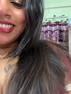 Snapshot of V-Hot-Sweti chatting on 09/14/25, 07:14 V-Hot-Sweti online show from 09/14/25, 07:14