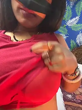 V-Hot-Sweti online show from 11/17/25, 04:22