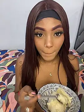 zaracollins01 online show from 03/28/26, 07:37